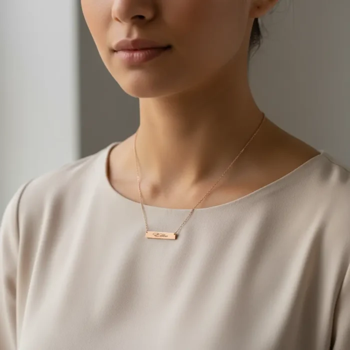 Brushed Bar Necklace Horizontal - Gold - Image 4