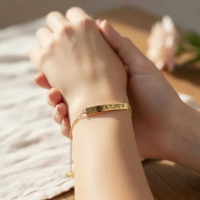 Bar Bracelet - Gold - Image 2
